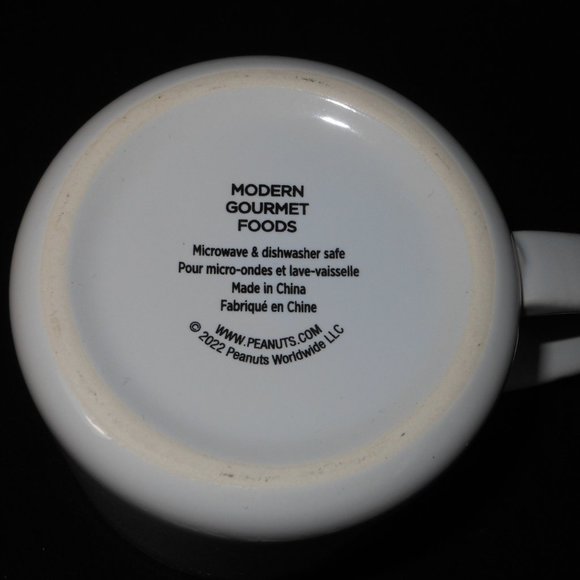 Coffee mug. Modern Gourmet Foods, Snoopy - Picture 4 of 4